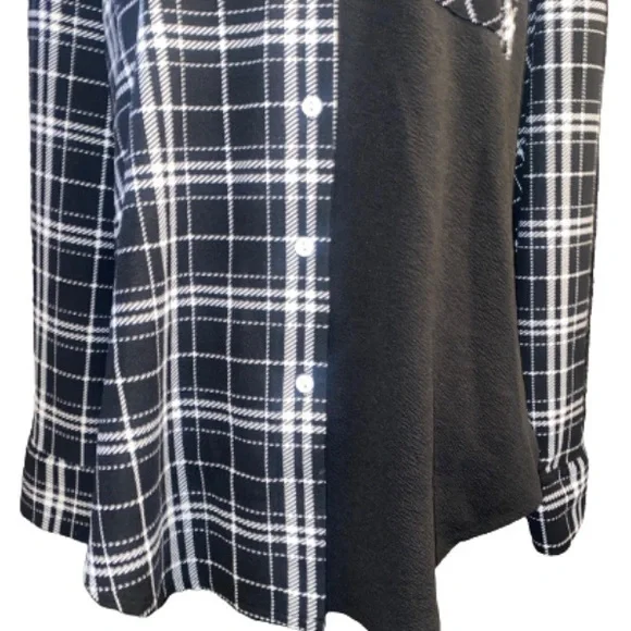 SHEIN Women’s M Oversized Color Block Black & White Plaid Button Down Shirt - Picture 6 of 12
